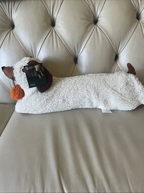 Dachshund ghost Humane World for Animals Decorative Pillow
